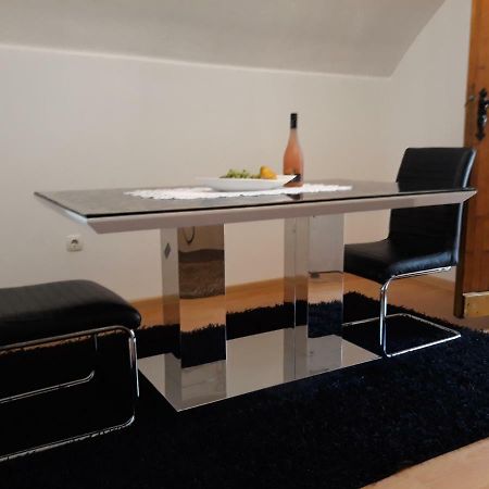 City Apartment Visoko Buitenkant foto