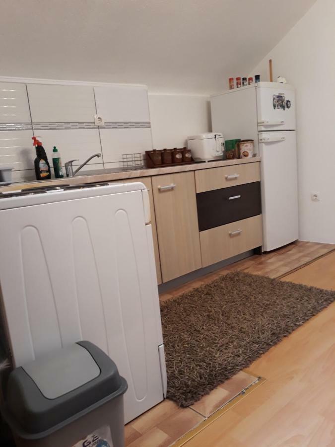 City Apartment Visoko Buitenkant foto