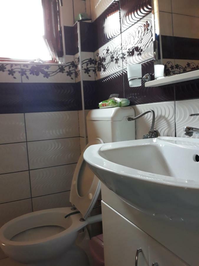 City Apartment Visoko Buitenkant foto